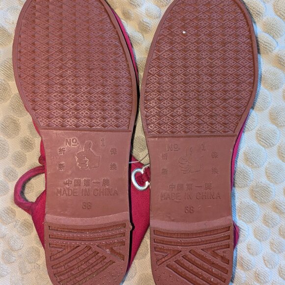 Hot Pink Flats with a strap - Picture 3 of 4